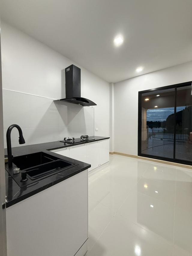 บ้าน ธนสิริ บ้านเดี่ยวสไตล์มินิมอล 2