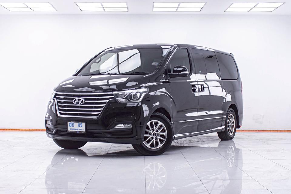 ✨ HYUNDAI H-1 2.5 DELUXE AT ปี 2019 ตู้ 11 ที่นั่งยอดนิยม