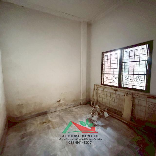 ขายบ้านแฝด39ตรว. ม.อรุณรัตน์ ซ.ทวีวัฒนา29 เหมาะซื้อไปรีโนเวท ราคาพร้อมคุย 5