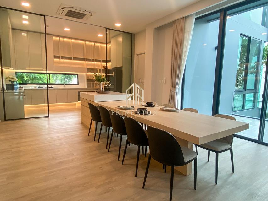 Luxury House for rent VIVE Krungthep Kreetha ให้เช่าบ้านเดี่ยว วีเว่ กรุงเทพกรีฑา ติดโรงเรียน Wellington 2