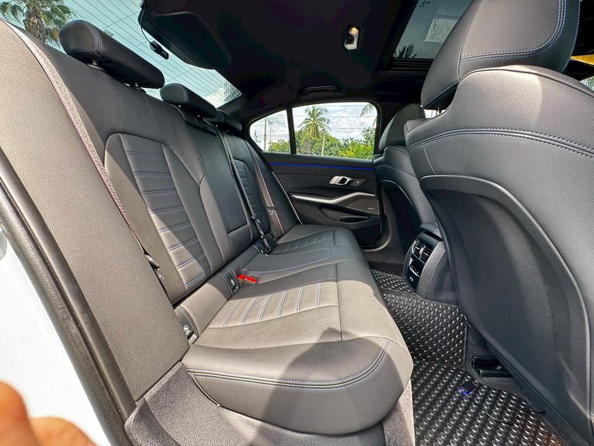BMW 330e M Sport LCI ปี 2024 ไมล์ 15,xxx km 17