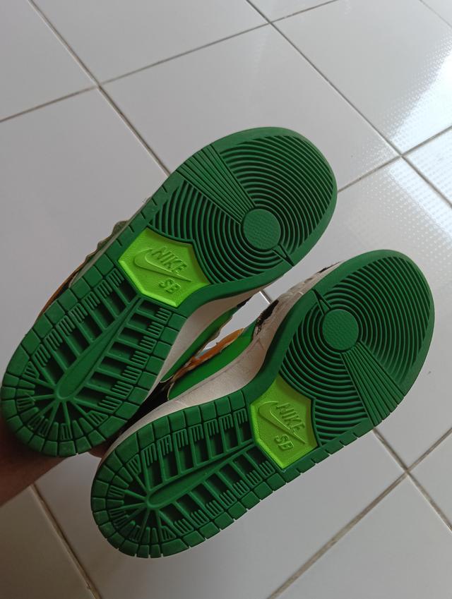 Nike SB Dunk Low x Ben & Jerry's "Chunky Dunky" รูปที่ 6