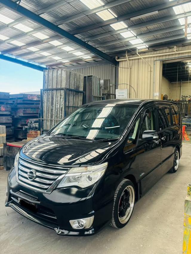 ขาย Nissan Serena