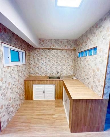 ขายบ้าน ทาวน์โฮมสองชั้น บ้านรีโนเวทใหม่ทั้งหลัง พร้อมอยู่ ที่อยู่ : ซอยหน้าวัดตาลล้อม ต.แสนสุข อ.เมืองชลบุรี 7