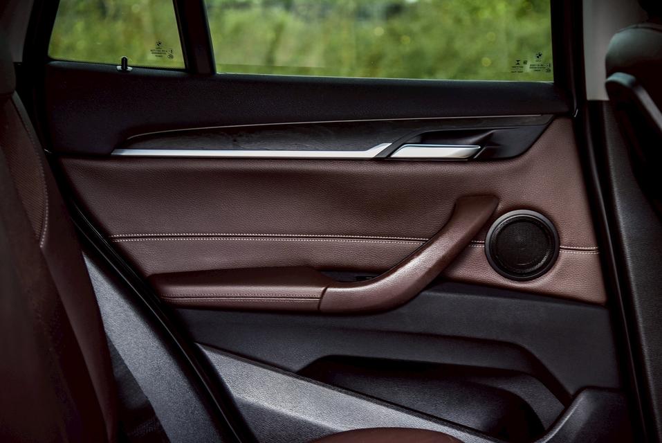 รหัสรถ CBL97 BMW X1 2.0 sDrive20d xLine AT 2020 12