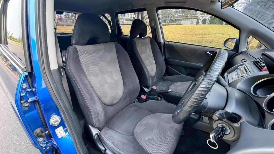 รหัสรถ TPV316 🎊 Honda Jazz 1.5 GD 🎊 2004 รูปที่ 10