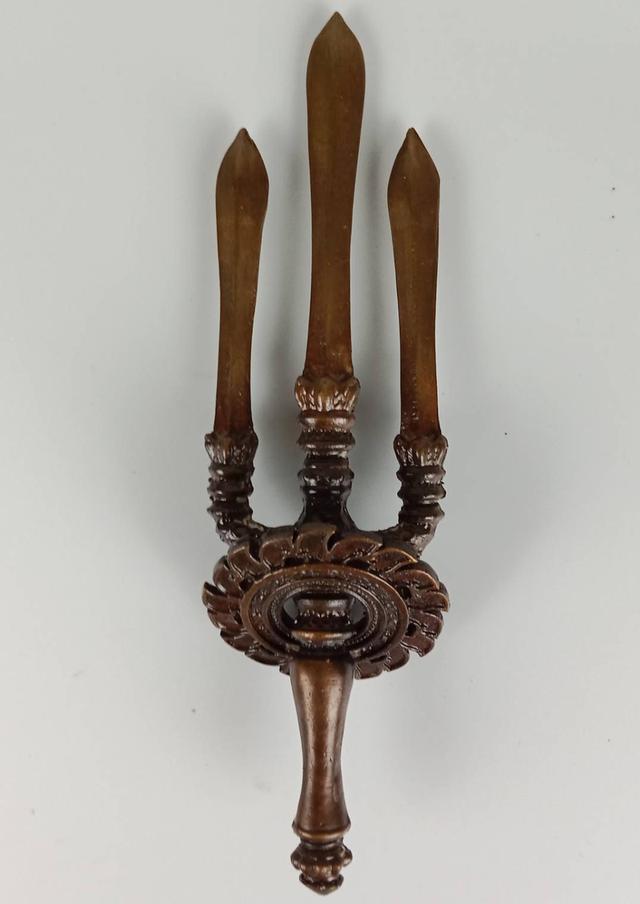 645.พระแสงจักรตรี หอครูเทวาประสิทธิ์ รูปที่ 2