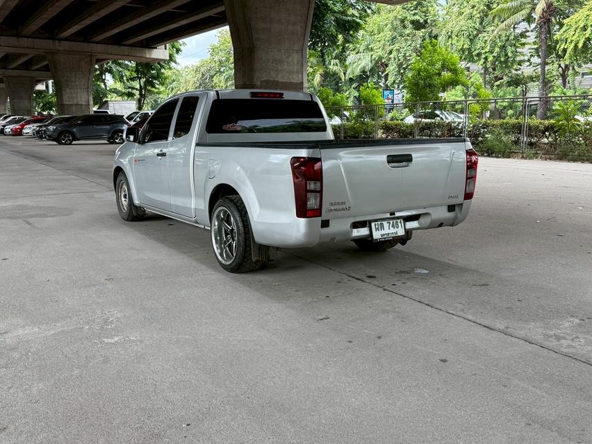 ขายรถ Isuzu D-max 2.5 Ddi  space cab ปี 2013 สีเทา เกียร์ธรรมดา 6
