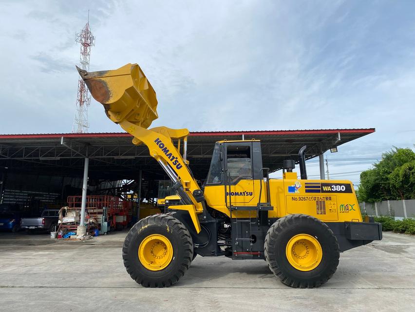 รถตักล้อยาง KOMATSU WA380-3 บุ้งกี๋ 3 คิว