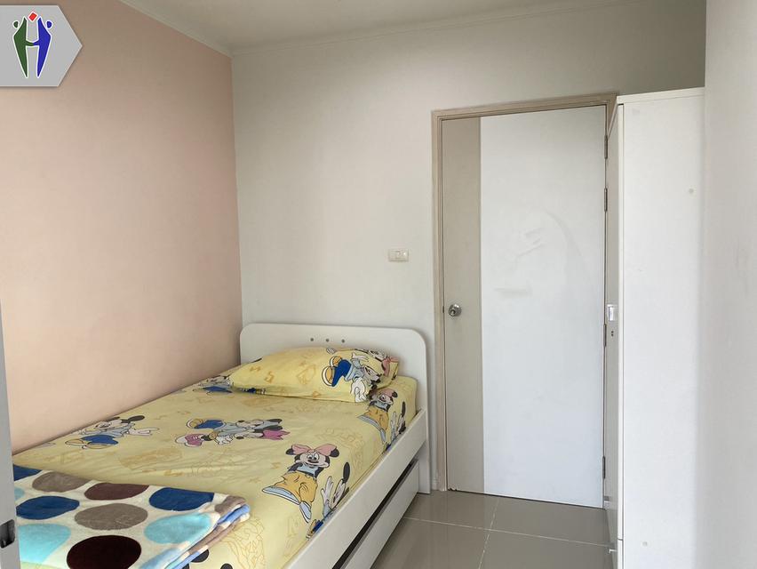 คอนโดให้เช่า ลุมพีนีพัทยา จอมเทียน ติดชายหาด  •	ขนาด 56 ตารางเมตร •	2 ห้องนอน 2ห้องน้ำ ห้องนั่งเล่น •	โซฟา, ทีวี,แอร์,ตู้เย็น,  •	ระเบียงสวย •	สระว่าย 5