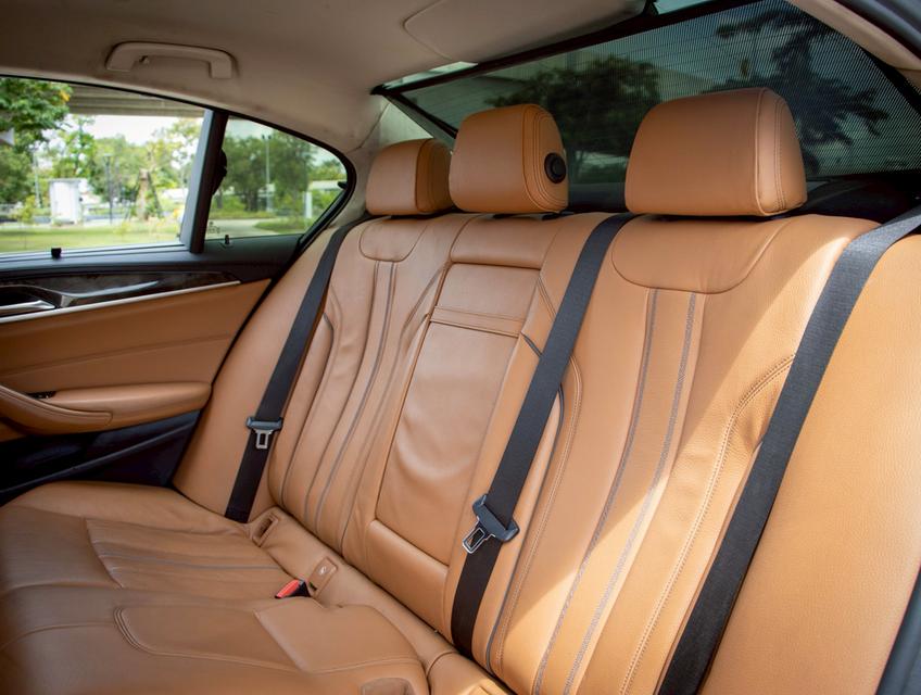 BMW 520D 2.0 SPORTS ปี2018 เครื่องยนต์ดีเซล 4 สูบ 2.0 ลิตร TwinPower Turbo รถบ้านแท้ 10