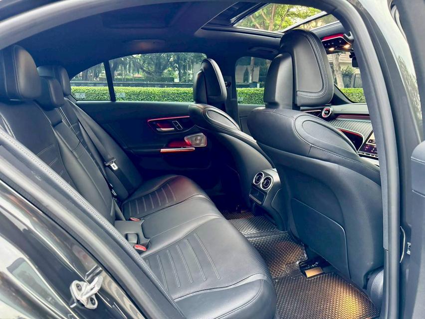 Benz C220d AMG Dynamic hi CBU 2023  เเต่งหล่อมาอีกเพียบ คุ้มๆ 13