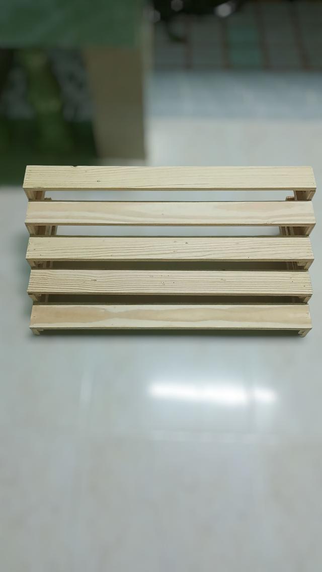 ชั้นวางของ 5 ชั้นแบบขั้นบันได