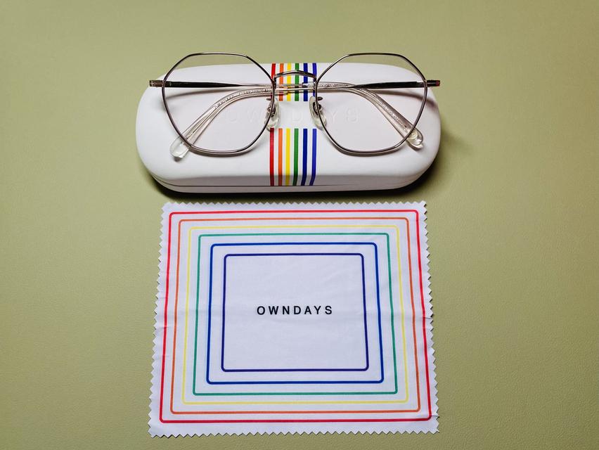 OWNDAYS แว่นตากรองแสง ป้องกันรังสี UV420 และแสงสีฟ้า (ออกแดดไม่เปลี่ยนสี)