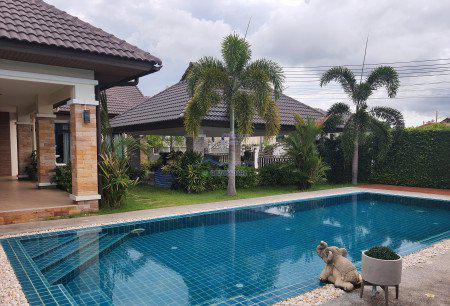 ขาย บ้านเดี่ยว พร้อมสระว่ายน้ำส่วนตัว หมู่บ้านแสนมณี สัตหีบ ชลบุรี 138 ตรม. 162 ตร.วา Single storey furnished house for  12