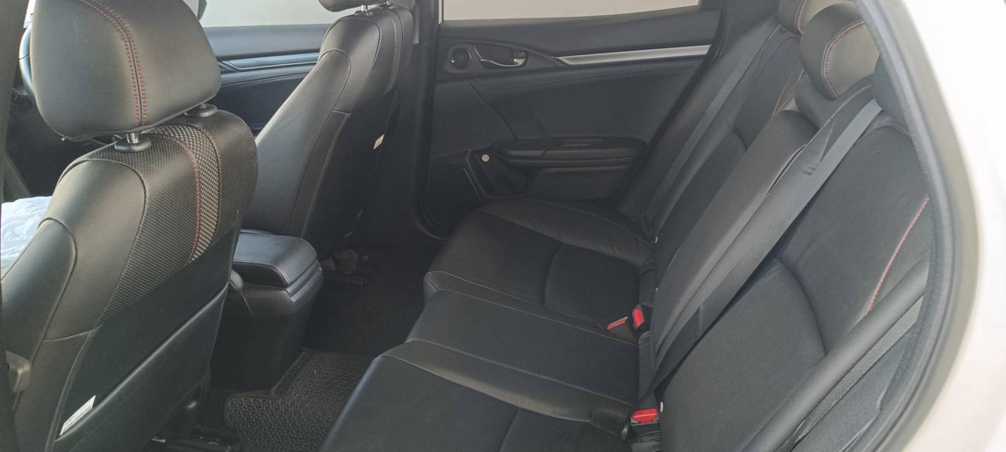 ขาย Honda Civic Hatchback 1.5 Turbo RS (ตัวท็อป) รูปที่ 7