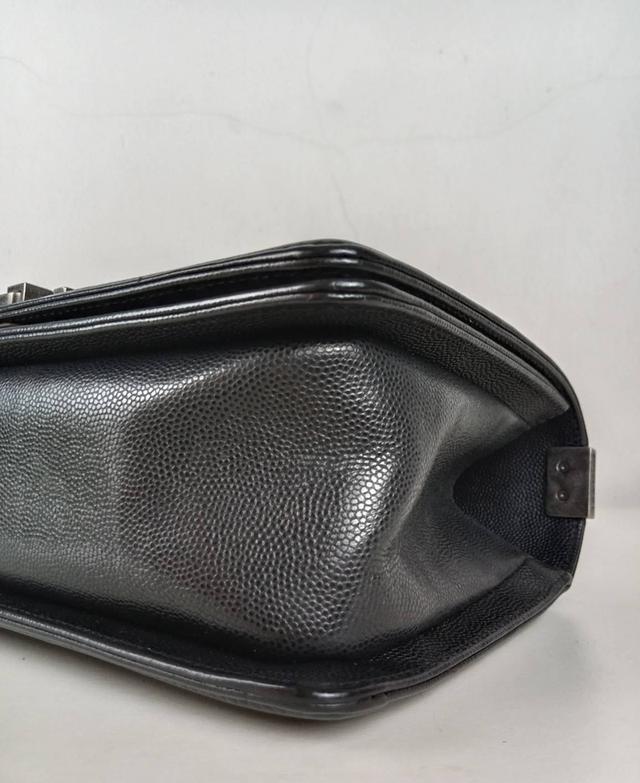 กระเป๋าชาแนล Chanel boy 10" Caviar RHW holo25 Very good condition FULLSET รูปที่ 9