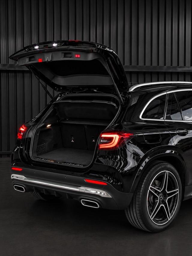 MERCEDES-BENZ GLA 200 AMG DYNAMIC Facelift W247 2025 เครื่องยนต์เบนซิน 4 สูบแถวเรียง ขนาด 1.3 ลิตร Miles 4,xxx km.- warranty ถึง 7/4/2028 รูปที่ 6