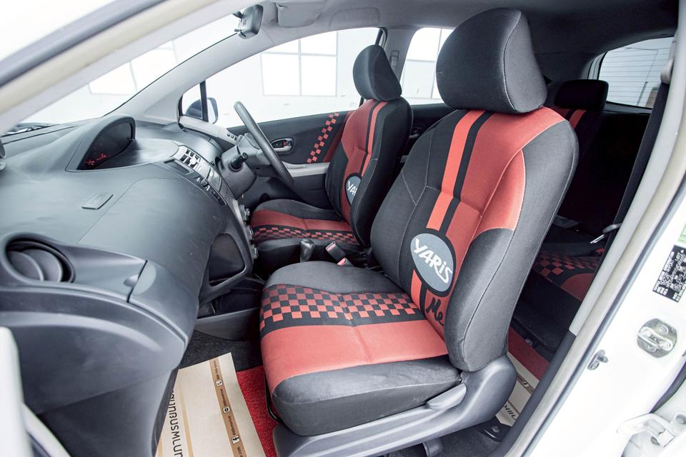 TOYOTA YARIS 1.5 J 2009
