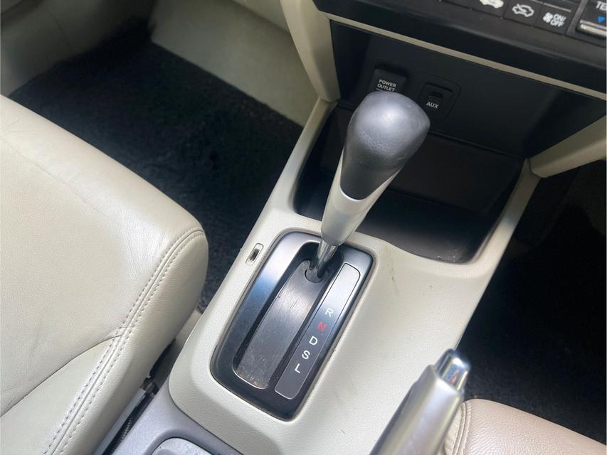 Honda CIVIC FB 1.5 Hybrid AT ปี 2013 รูปที่ 12