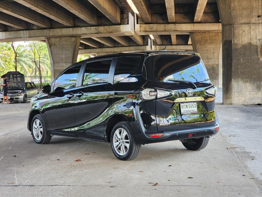 ขายรถ Toyota Sienta 1.5G ปี 2020 สีดำ เกียร์ออโต้ 6