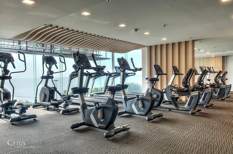 Beachfront Condominium Pattaya 11