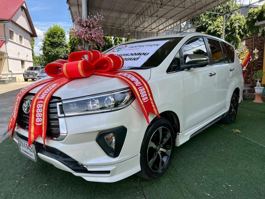 TOYOTA INNOVA CRYSTA 2.8 PREMIUM AUTO ปี 2021 MPV