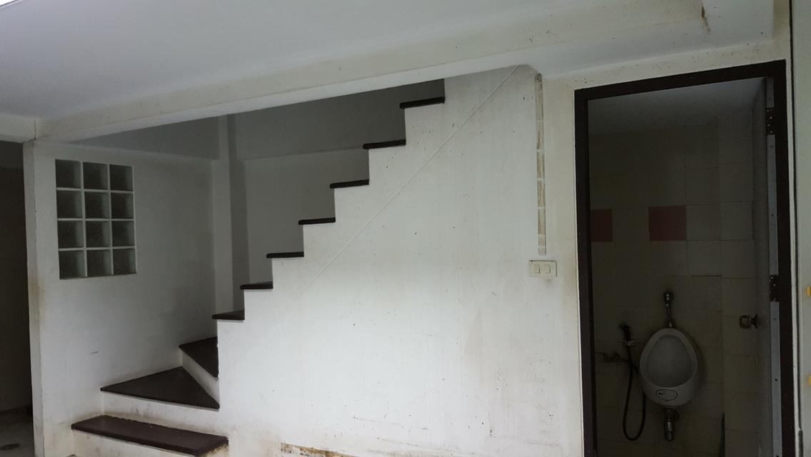 ให้เช่าโฮมออฟฟิศ ทำเลทอง!  3.5 ชั้น ม.มวลชนธานี บางแวก (บ้านเปล่า)  ติดถนนบางแวก พุทธมณฑลสาย 2 แยกทศกัณฑ์ 3