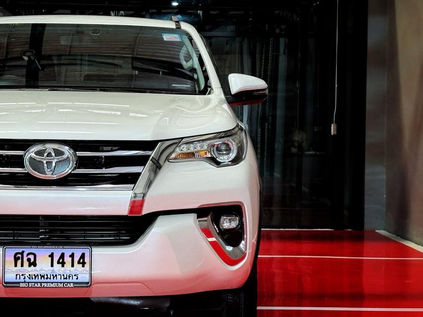 2020 TOYOTA FORTUNER 2.4V รถมือเดียวออกป้ายแดง รถวิ่งน้อย ประวัติศูนย์ครบ ไม่เคยมีอุบัติเหตุครับ 8