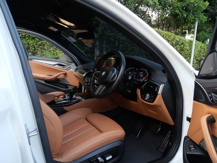 2021 BMW 520d M-Sport LCi ราคาเพียง 1,840,000 บาท รูปที่ 7