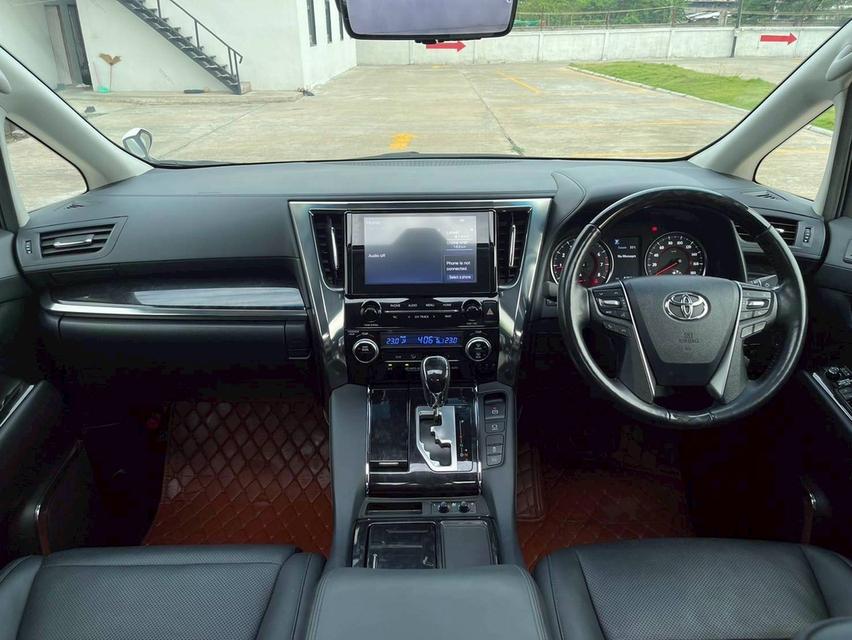 Toyota Alphard 2.5 SC Package MNC 2020 จด 2021 • Mileage: 64,000 km 13