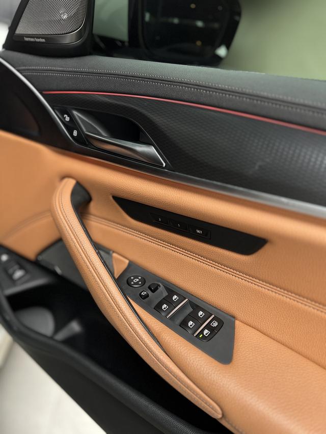 BMW 530e M Sport 11