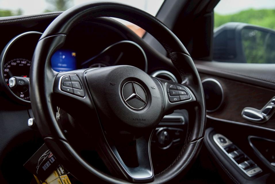 รหัสรถ CBL3577 Mercedes-Benz GLC250d 2.1 4MATIC [w253] AT 2016 13