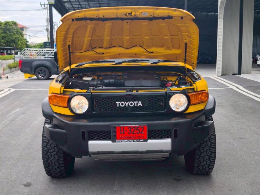 รหัสรถ KPV3252 🚗 2011 Toyota FJ CRUISER V6 4.0 4x4 A/T Wagon 60th Anniversary Edition