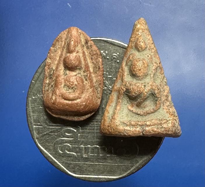 พระนางพญาพิมพ์จิ๋ว กรุวังมะสะและนางพิมพ์เทวดา 2 องค์ 1000 พร้อมส่ง