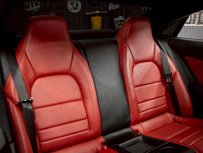 BENZ E200 1.8 CGI COUPE ปี2013รถบ้านแท้  มือเดียว ใช้งานน้อย 9