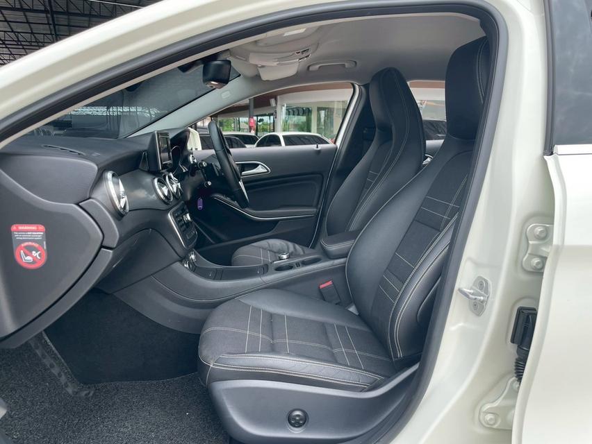 ปี 2014 BENZ GLA-CLASS, 200 โฉม W156 8