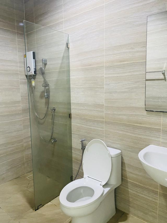 ขายทาวน์เฮ้าส์ ราคา 3.3 ลบ. 2 ห้องนอน 3 ห้องน้ำ 1 ที่จอดรถ 6