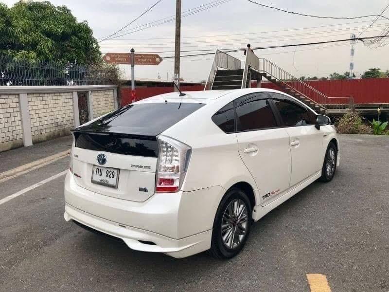 Toyota Prius รถยนต์มือสองราคาประหยัด 2