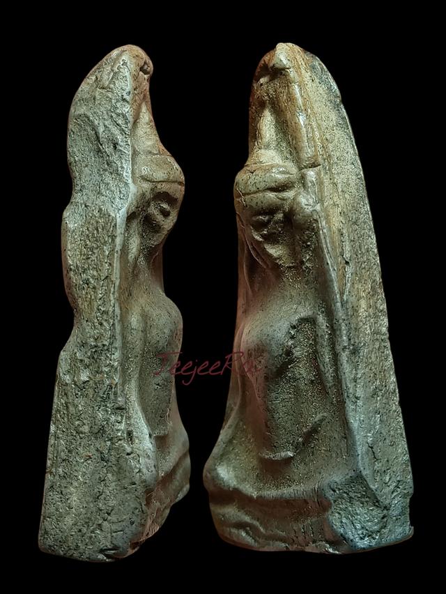 พระผงสุพรรณโซนเนื้อหายากเก่าเก็บไม่ค่อยพบเจออมเขียวเทาน้ำตาล3สี รูปที่ 2