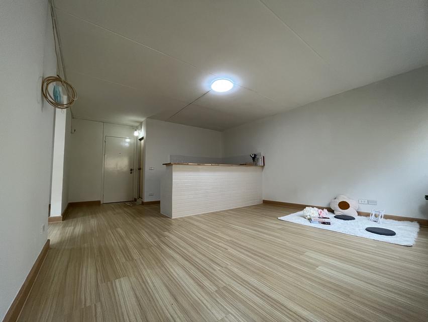 ป๊อปปูล่าคอนโด เมืองทองธานี ตึก T2 ชั้น 8 4