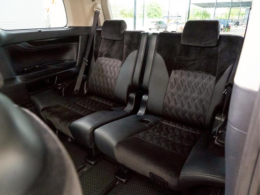 Toyota Alphard 2.5 SC Package ปี 2015 เลขไมล์ 314,xxx km. 13