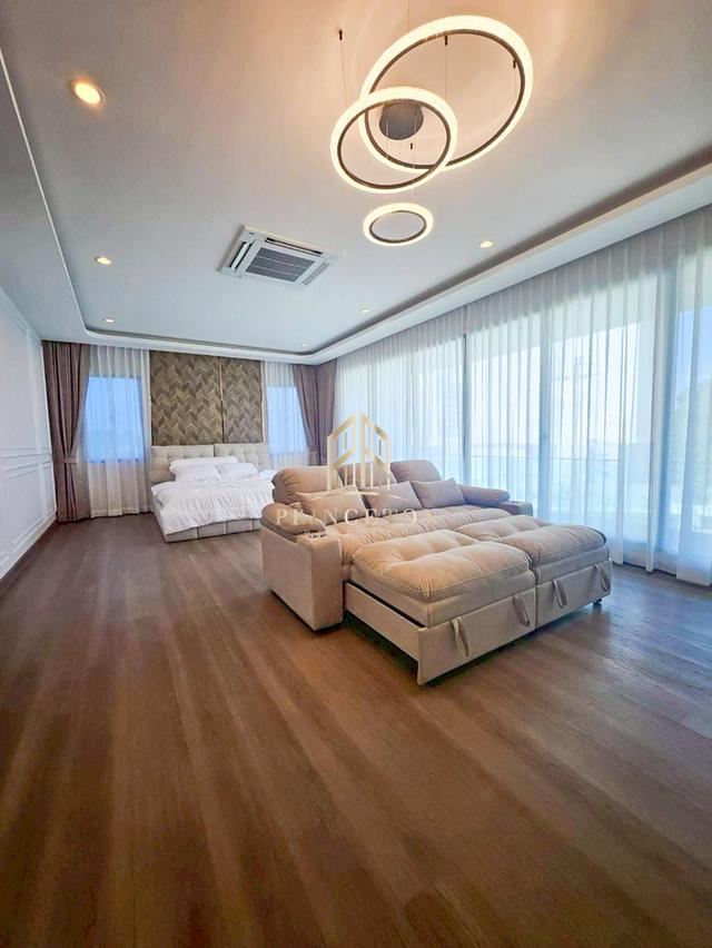 The Palm Bangna–Wongwaen Prime Bangna location with convenient access to expressways and full amenities 10