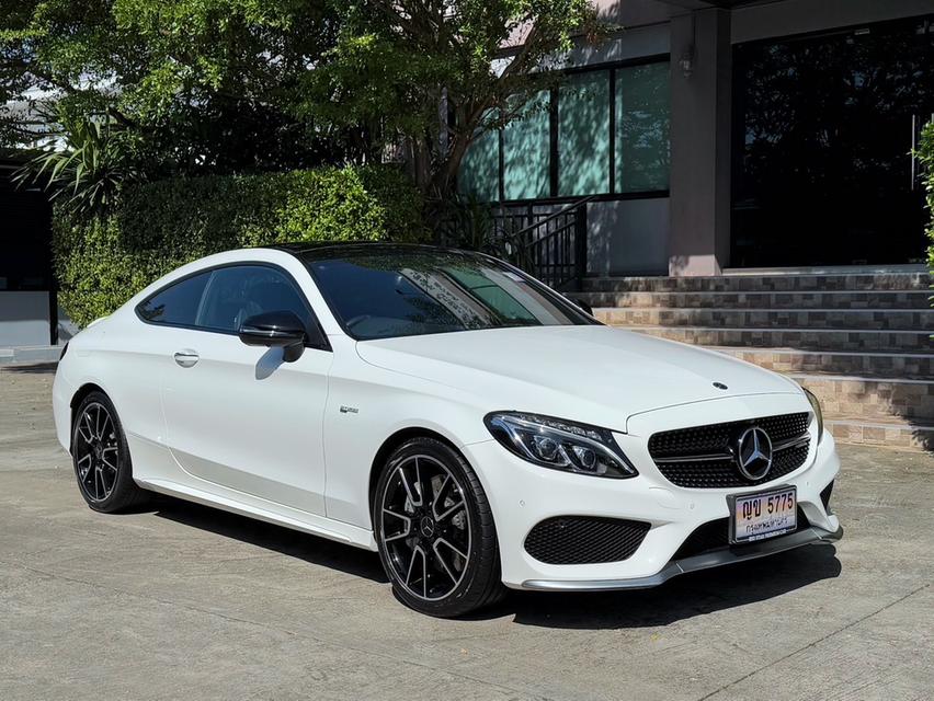 2018 BENZ C43 COUPE รถมือเดียวออกป้ายแดง วิ่งน้อยเพียง 4X,XXX กม สภาพป้ายแดง ไม่เคยมีอุบัติเหตุครับ