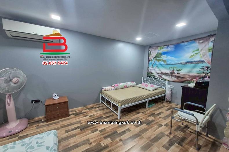 ทาวน์เฮาส์ หมู่บ้านบางใหญ่ซิตี้ (ซอย15) เนื้อที่ 36 ตร.ว. ใกล้ตลาดบางใหญ่ ถนนกาญจนาภิเษก ตำบลเสาธงหิน อำเภอบางใหญ่ นนทบุรี 9