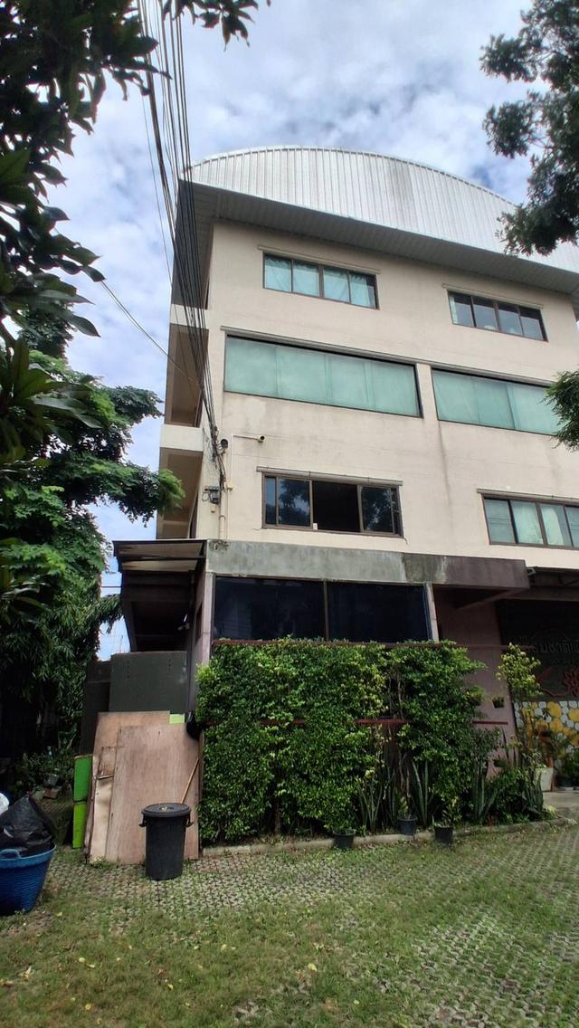 อาคาร 4 ชั้น แบริ่ง 31 บางนา สำนักงาน ออฟฟิศ โรงงาน 3