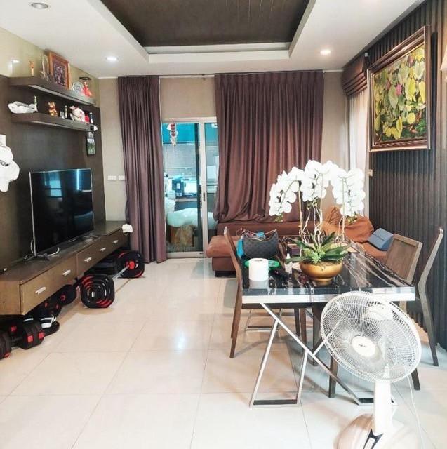 ขายบ้านเดี่ยว 2 ชั้น เนื้อที่ 68 ตรว.หลังมุม The Plant Estique ซอยพัฒนาการ 38 เหมาะสำหรับครอบครัวใหญ่ 10 นาทีถึงเอกมัย ทองหล่อ 2