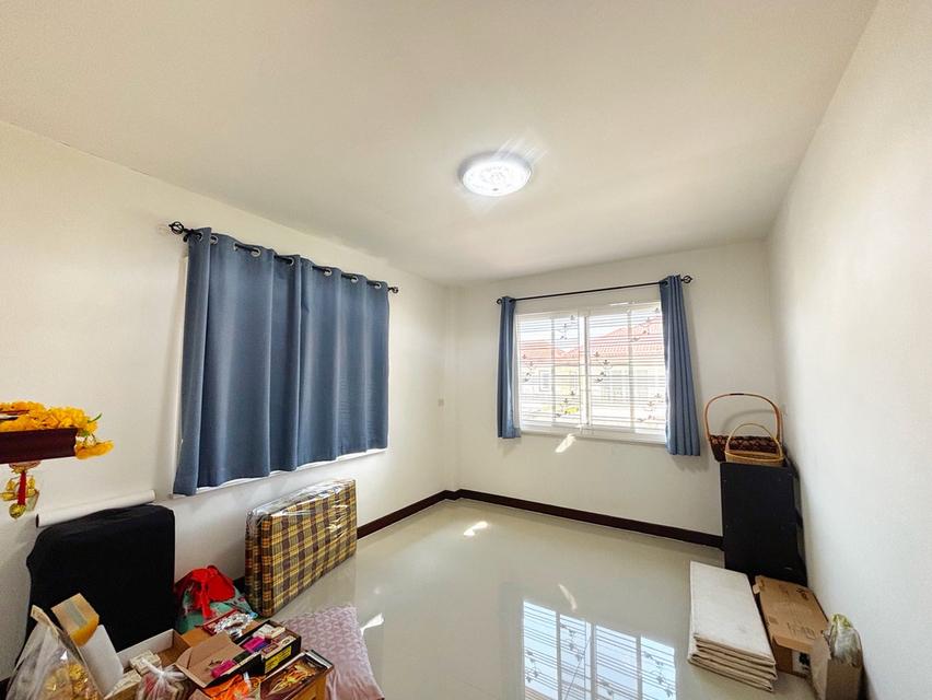 หมู่บ้านภิภาพร 2 ถนนเลียบคลอง 5 ต.คลองห้า อ.คลองหลวง จ. ปทุมธานี 17