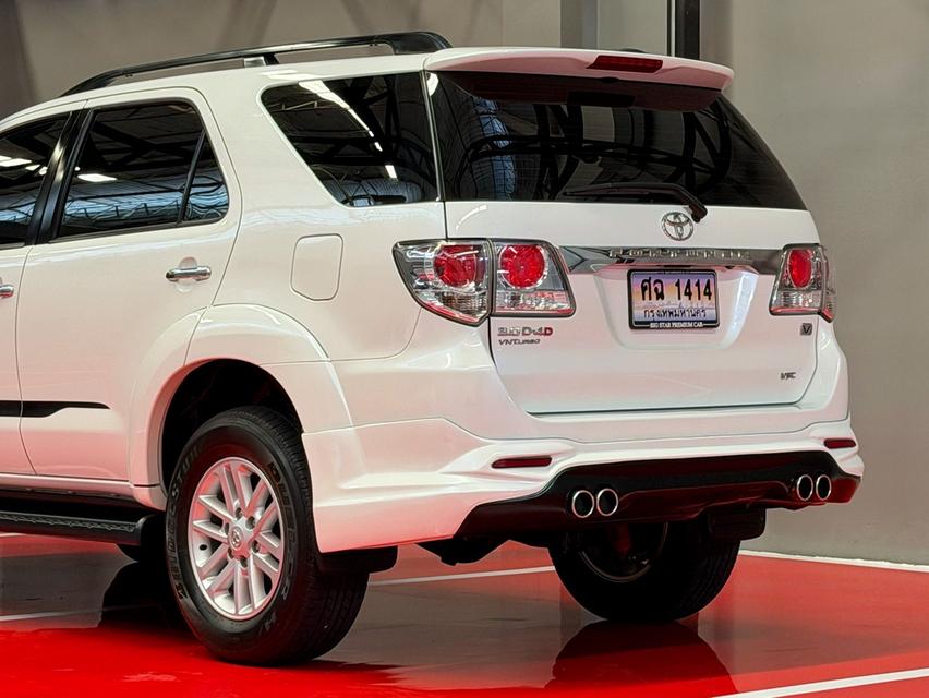 2014 TOYOTA FORTUNER 3.0V 5เกียร์ รถมือเดียวออกป้ายแดง รถวิ่งน้อย ประวัติศูนย์ครบ รถไม่เคยมีอุบัติเหตุครับ รูปที่ 9
