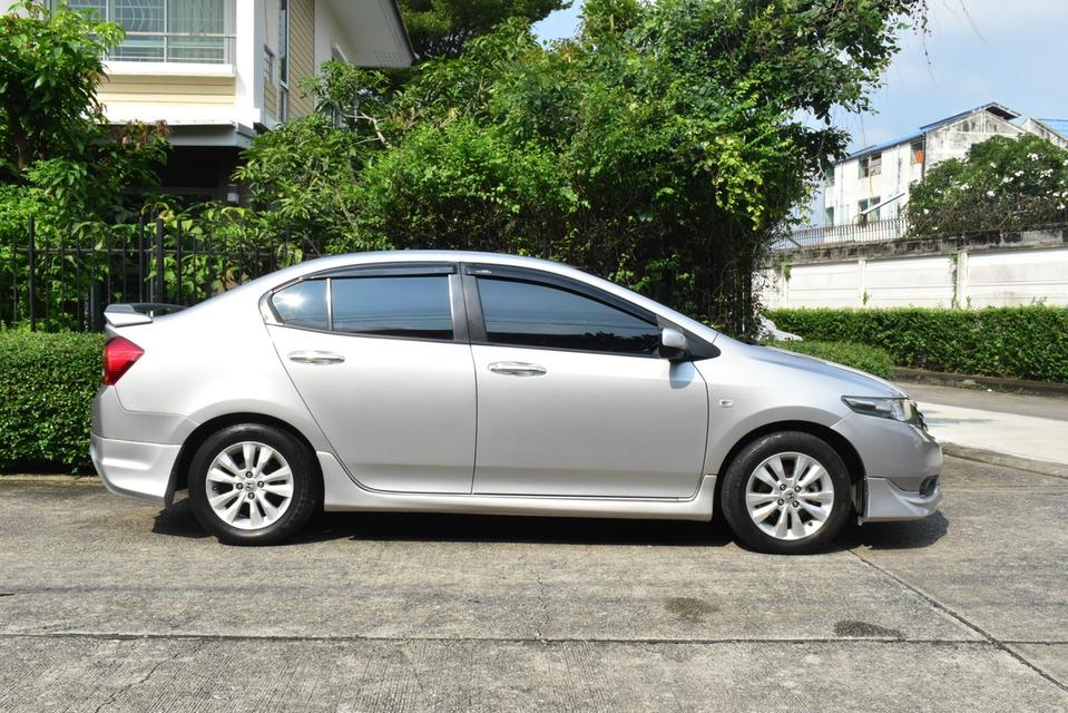 Honda City 1.5V CNG โรงงาน  ราคาเพียง 189,000  ปี 2013 สีเทา ออโต้ เบนซิน+แก๊ส ไมล์ 11x,xxx km 12